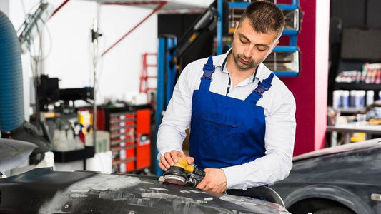 How to Keep a Dust-Free Body Shop: Managing Sanding Debris